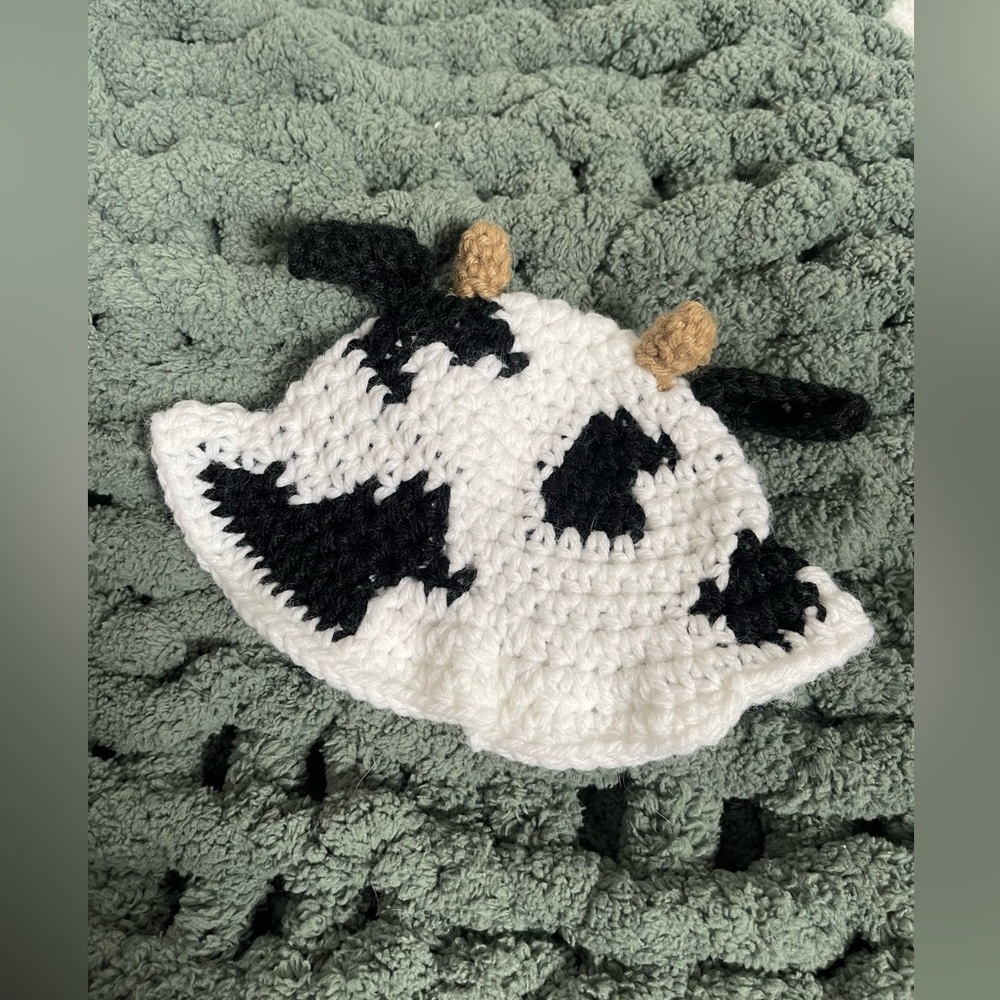Handmade 0-3M ❤️ Crochet Cow Print Kids Hat